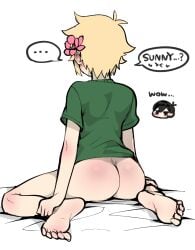 basil_(omori) beige_skin blonde_hair blush fat_ass green_shirt omori shiny_skin soles sunflower_(omori) sunny_(omori) text_bubble