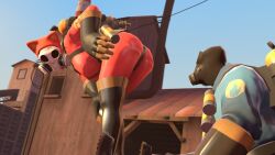 1boy 1girls 3d 5_fingers ass butt cat_ears fempyro gas_mask gloves looking_at_ass looking_at_partner oxygen_tank pyro showing_ass team_fortress_2 tf2 thick