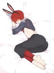 1boy ass barefoot bed blush breath breath_cloud bunny_boy bunny_ears bunny_tail fake_animal_ears fake_animal_tail fate/grand_order fate_(series) femboy fuuma_kotarou_(fate) gloves hair_over_eyes highres lying lying_on_bed male male_focus male_only midriff mo_(kireinamo) navel otoko_no_ko rabbit_ears rabbit_tail red_hair short_hair solo solo_focus solo_male trap twink