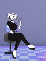 animated choker closed_eyes crop_top dildo dildo_sitting female gif hat headwear melli_(mobzy) mobzylewd object_head off_shoulder phone sex_toy sitting sitting_on_chair solo text weird white_body white_eyes white_skin