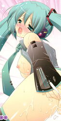 hatsune miku from vocaloid by shigunyan