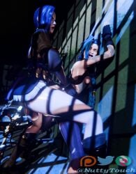 2futas 3d against_wall ammo_belt animated audible_creampie balls_deep balls_touching ballsack big_balls blender blue_hair breasts butt_jiggle caitlyn_kiramman clothed cock cum_inside cumflation deep_penetration dickgirl duo ejaculation ejaculation_while_penetrated from_behind futa_on_futa futa_only futanari futanari_penetrated futanari_penetrating hands_on_another's_hips height_difference jinx_(league_of_legends) league_of_legends mp4 nuttytouch penis prison_cell prisoner self_upload sex sex_from_behind sound tagme video